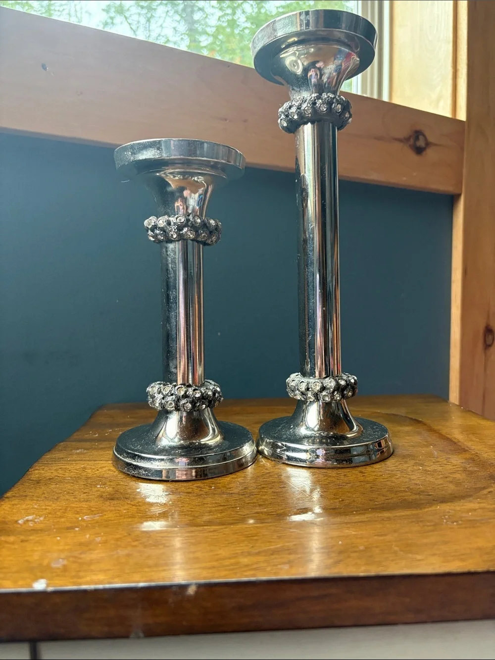 Candlesticks with crystals set